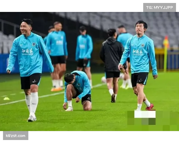 中超第29轮上海申花小胜深圳新鹏城 路易斯闪击助球队全取三分