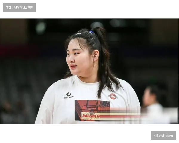 上海女篮71-82负山西 刘禹彤首发难助球队取胜